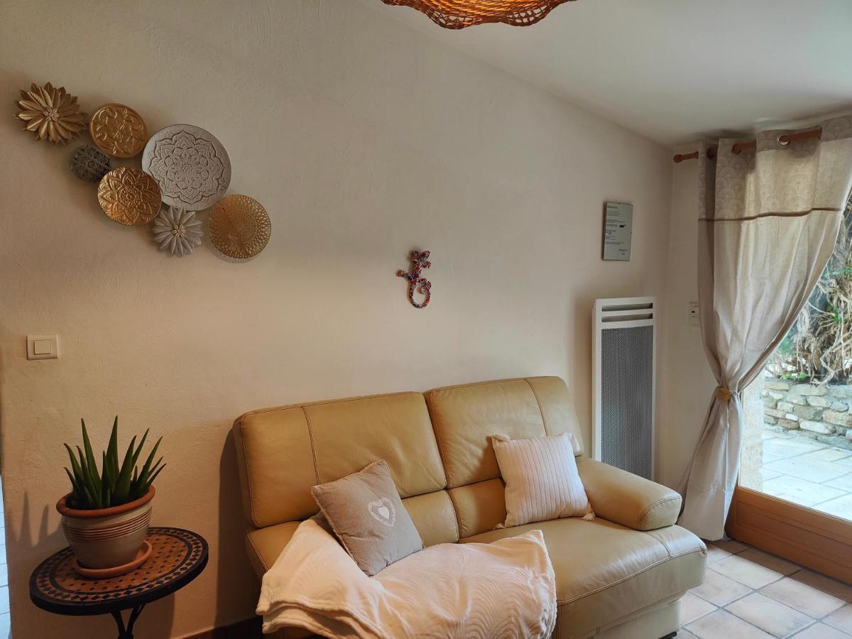 Domaine Bellavigne Gites Et Spa Forcalquier Ngoại thất bức ảnh