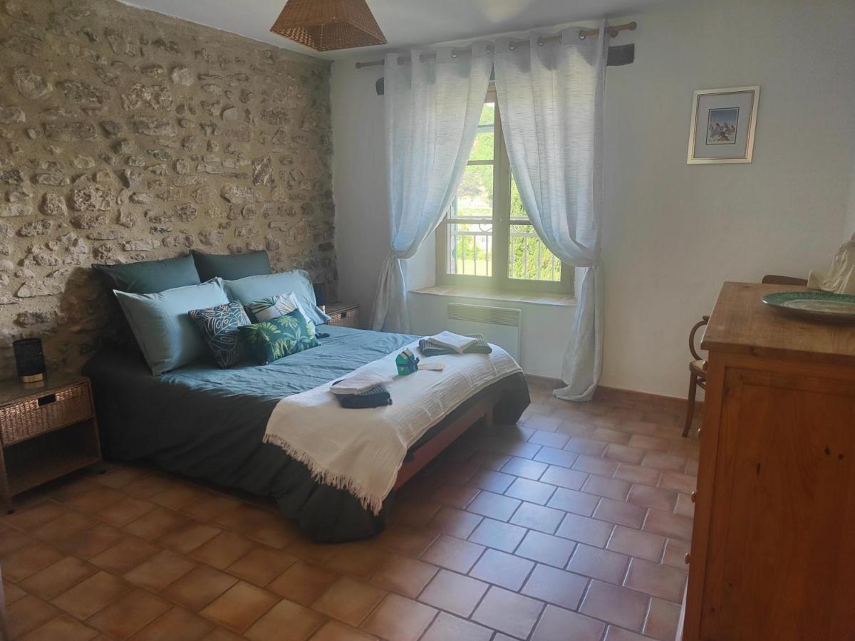 Domaine Bellavigne Gites Et Spa Forcalquier Ngoại thất bức ảnh