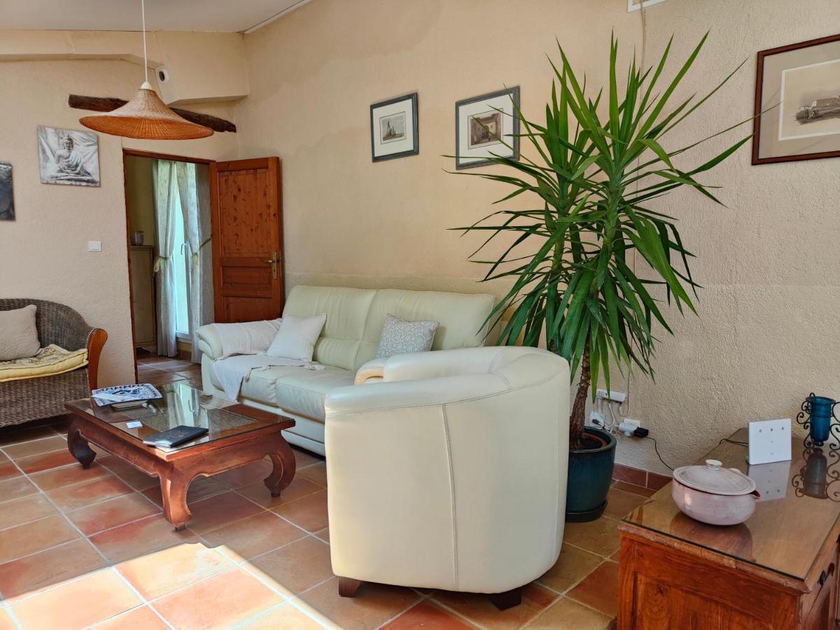 Domaine Bellavigne Gites Et Spa Forcalquier Ngoại thất bức ảnh