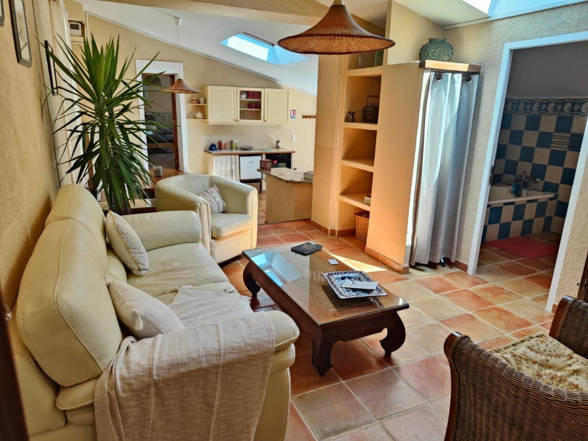 Domaine Bellavigne Gites Et Spa Forcalquier Ngoại thất bức ảnh